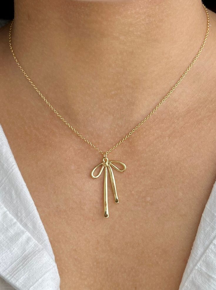 Golden Bow Necklace