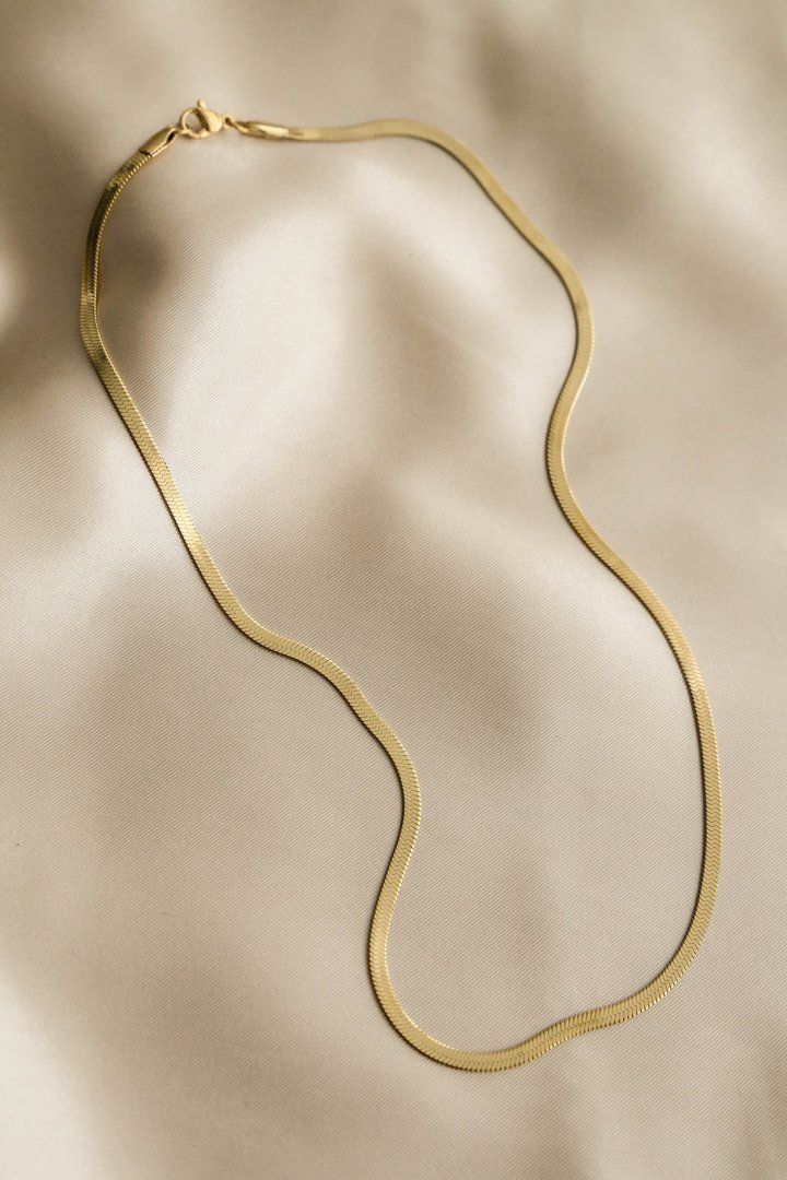 SILK SNAKE NECKLACE