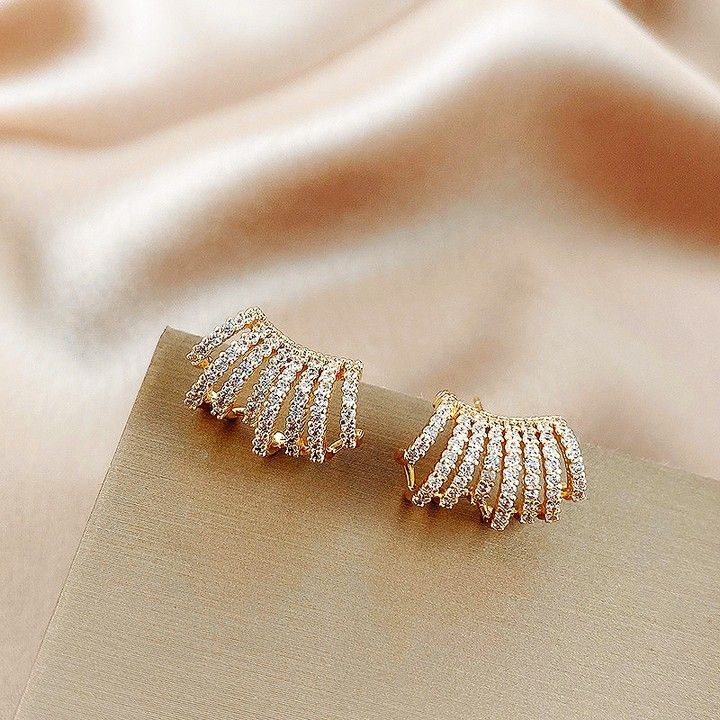 Royal Crystal Fan Studs