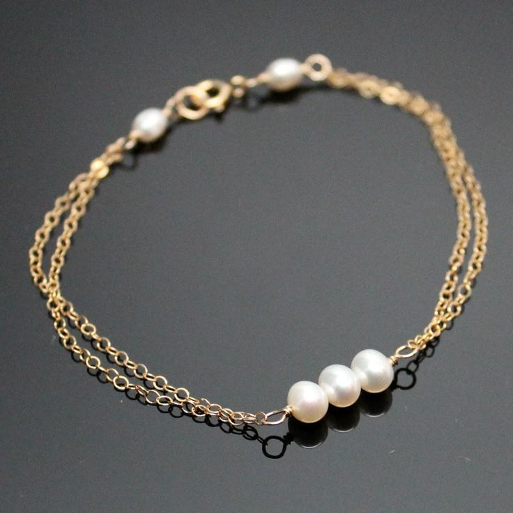 DUAL PEARL CHAIN BRACELET