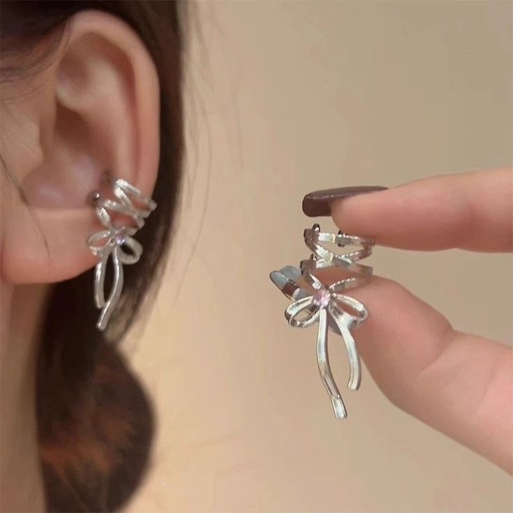 Trendy Bow Knot Ear Cuff