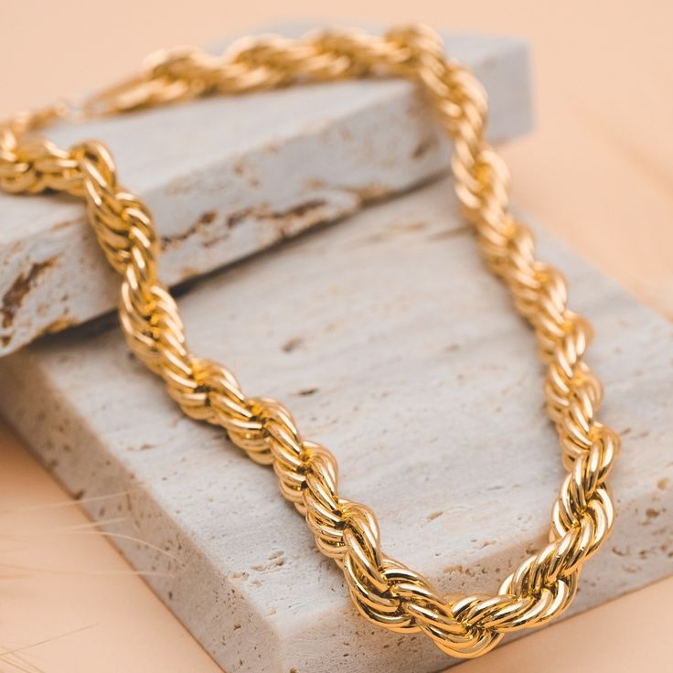 18k Anti tranish Twisted Rope Bracelet