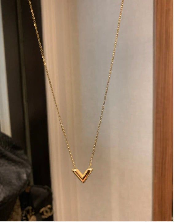Vogue V Necklace