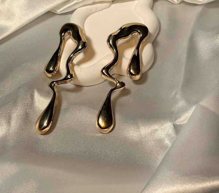LIQUID GOLD EARRINGS